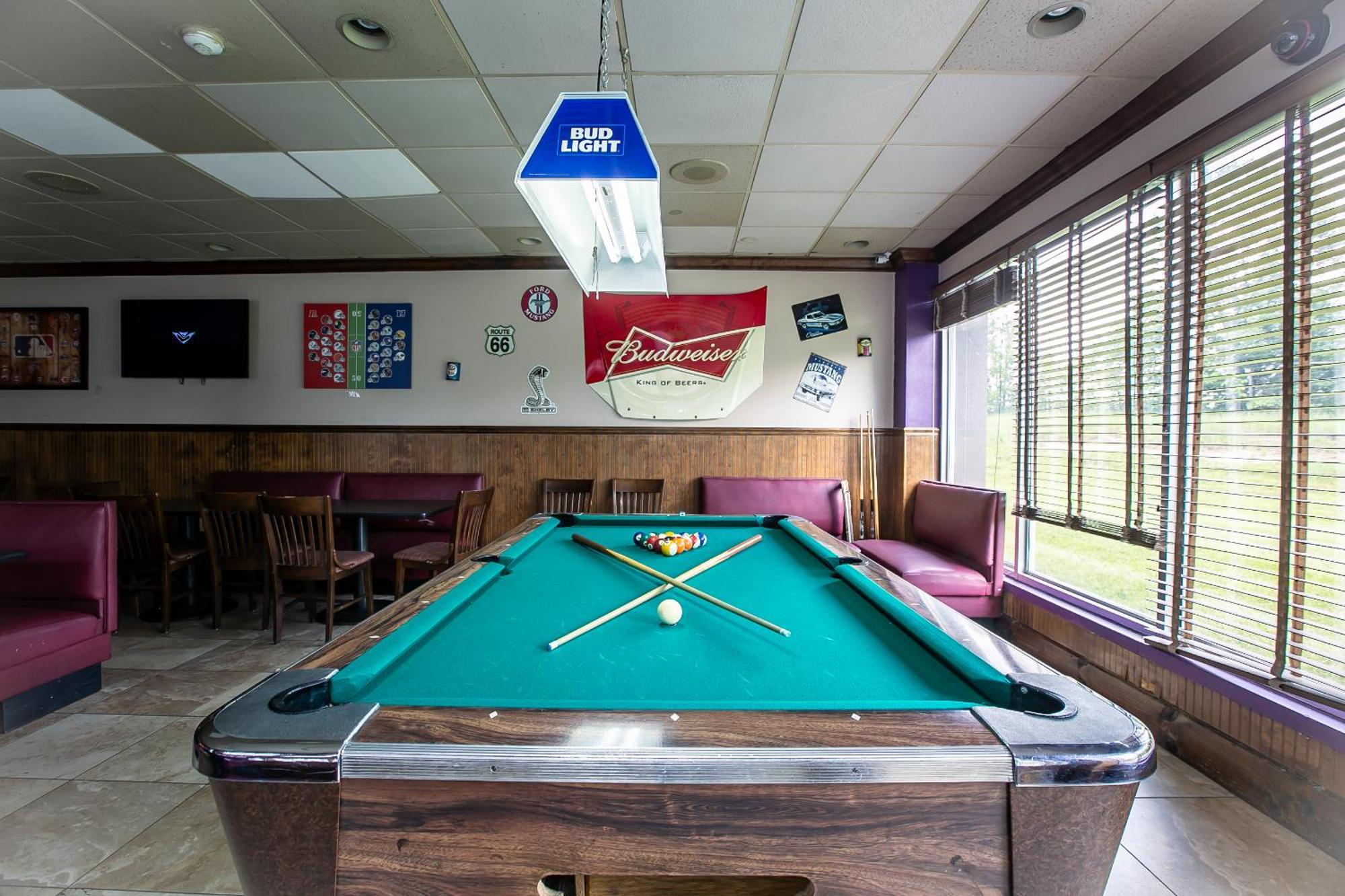 Quality Inn Dayton Airport Englewood Екстериор снимка