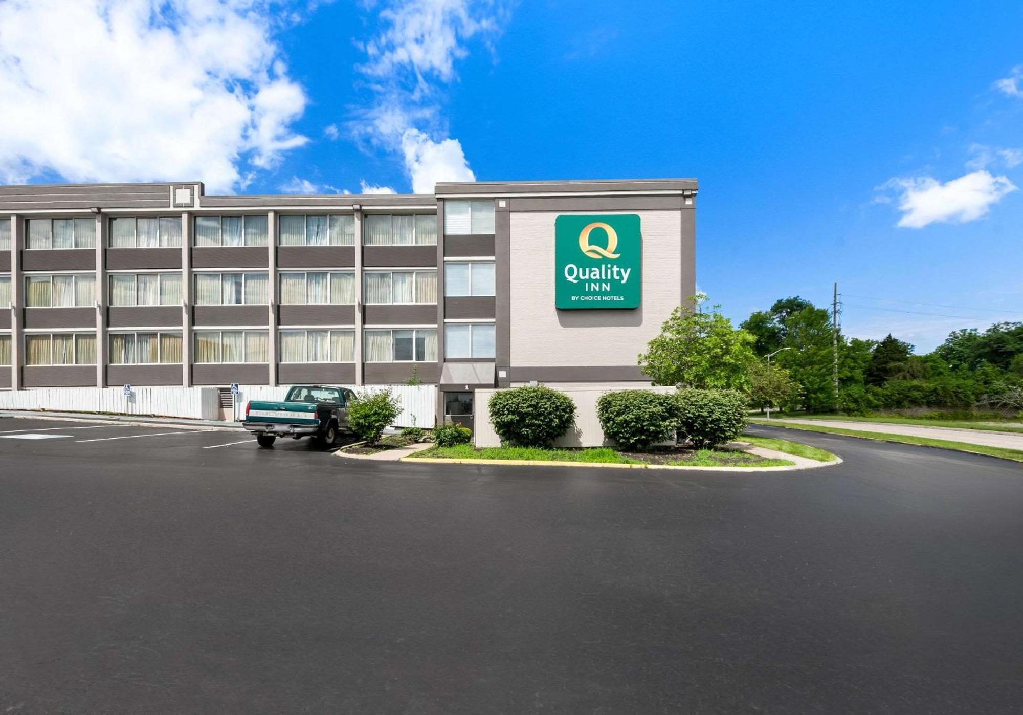 Quality Inn Dayton Airport Englewood Екстериор снимка